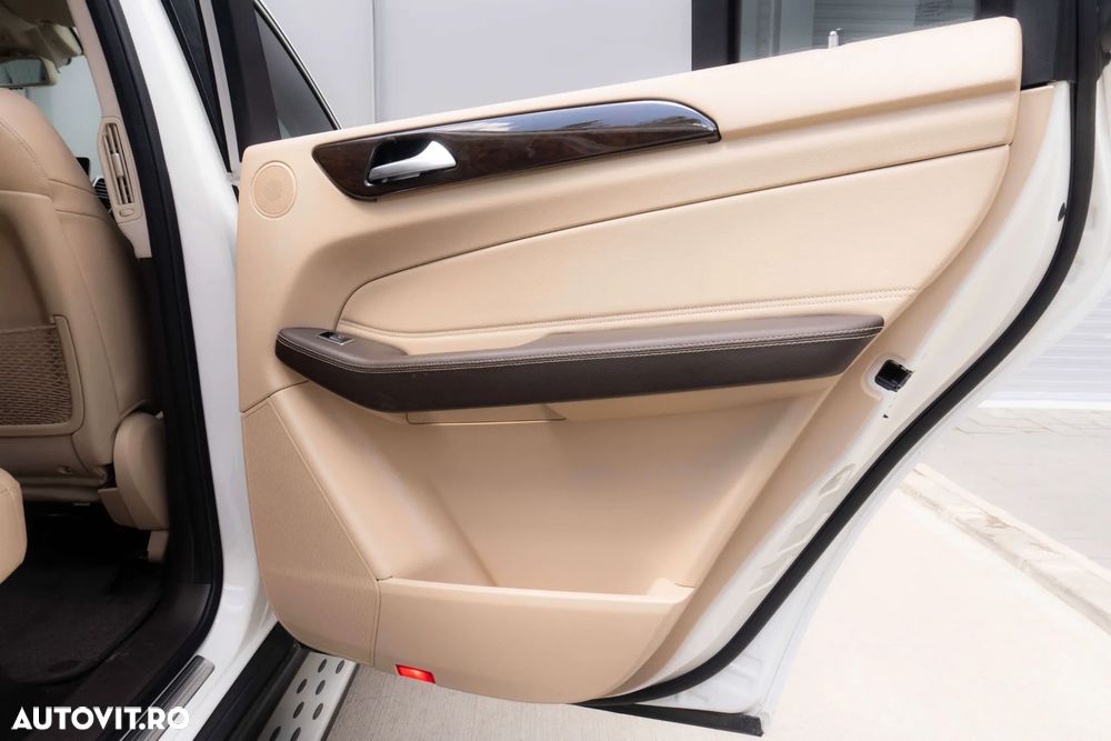Mercedes-Benz GLS 450 4Matic 9G-TRONIC - 34