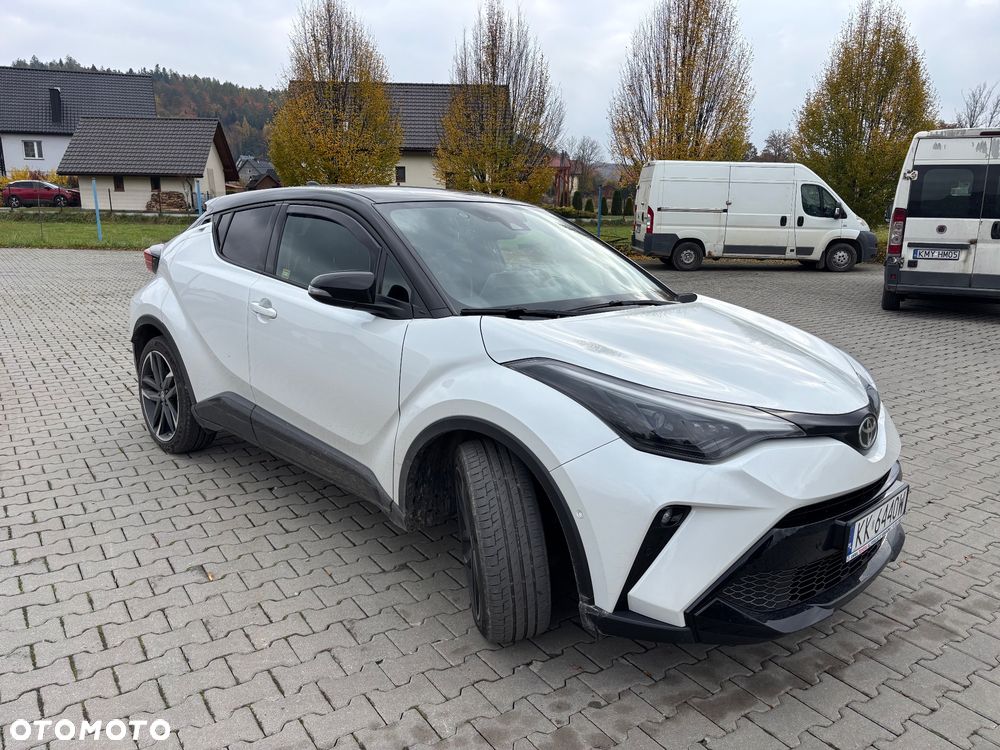 Toyota C-Hr 2022 photo 2