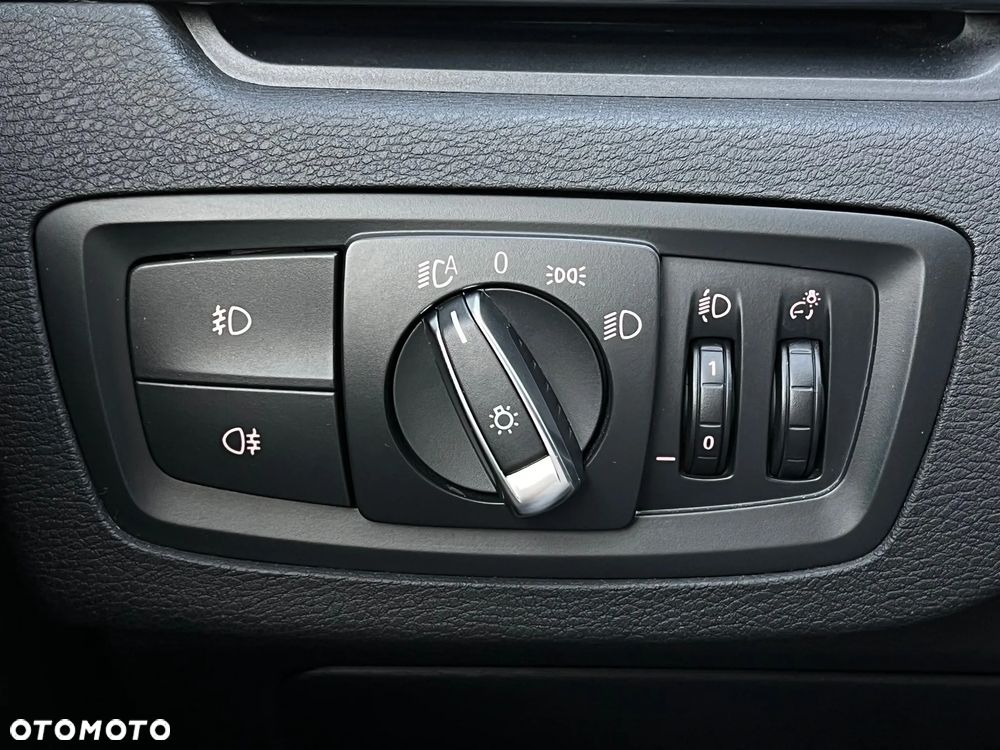 BMW X1 xDrive25e Business Edition - 30