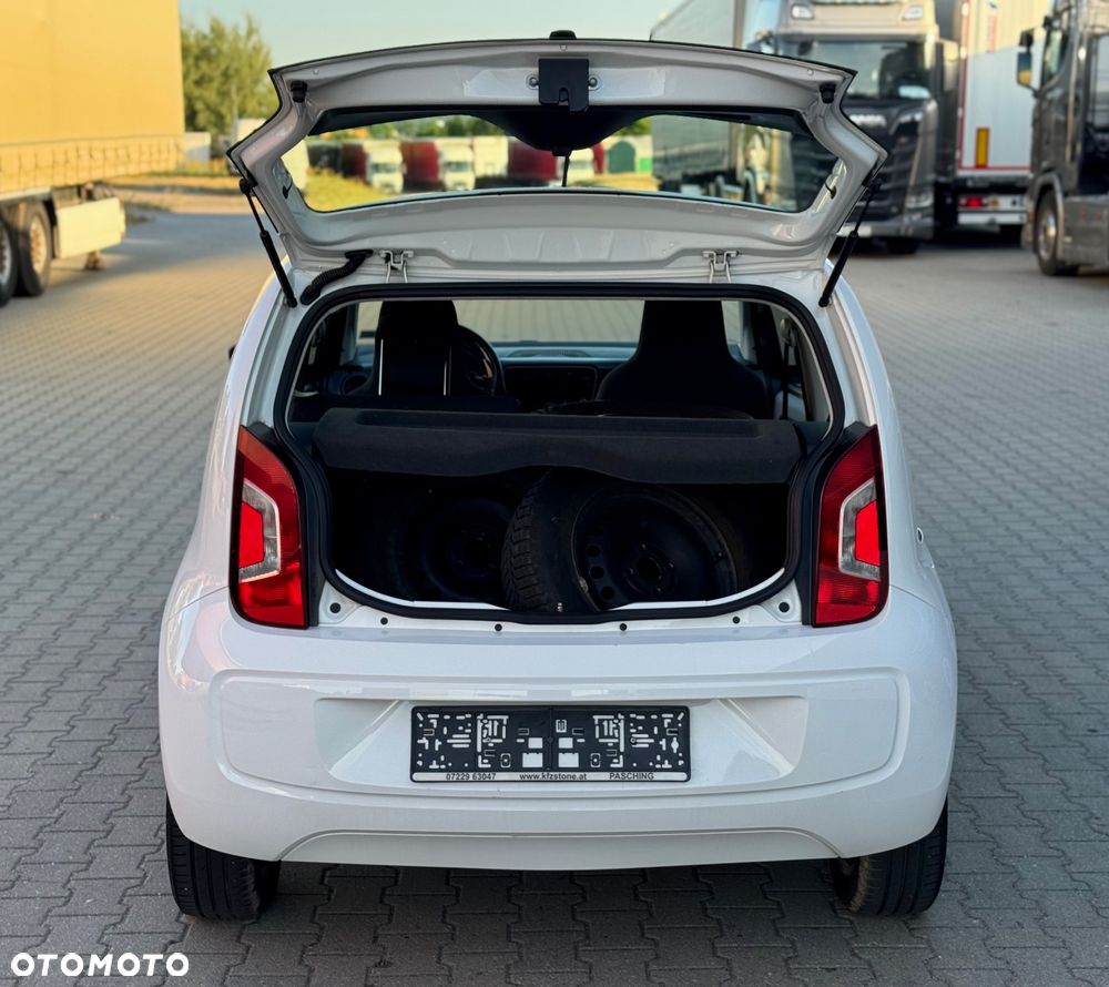 Volkswagen up! R-Line - 8