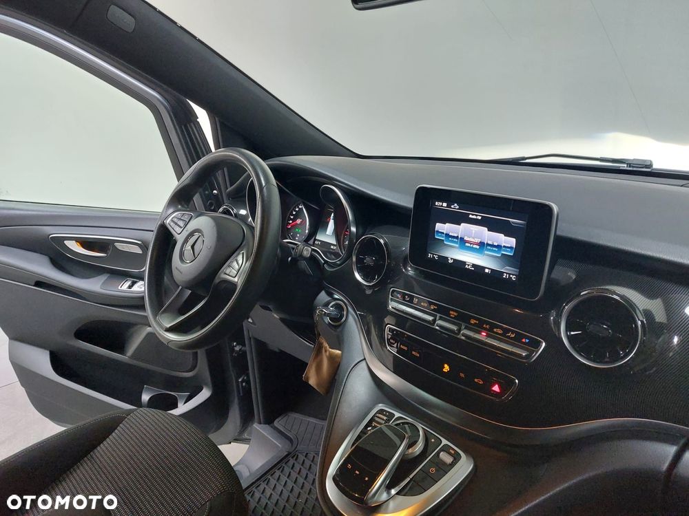 Mercedes-Benz Klasa V 300 d 9G-Tronic - 8