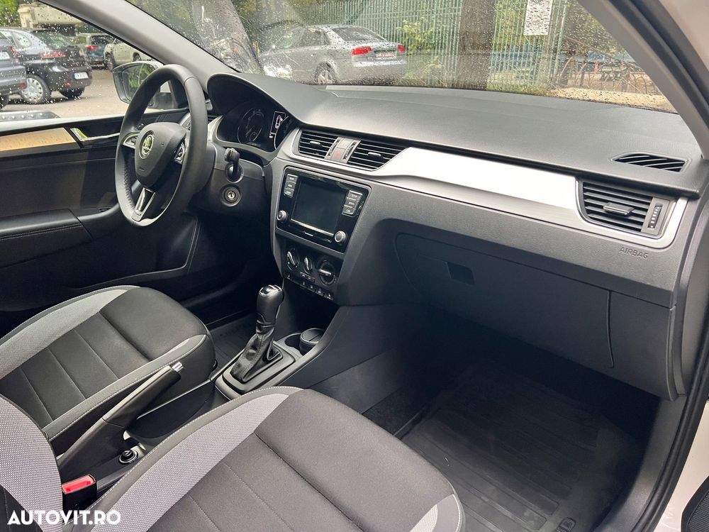 Skoda RAPID Spaceback 1.4 TSI Ambition DSG - 12