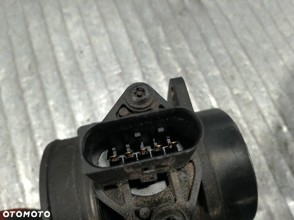 PRZEPŁYWOMIERZ POWIETRZA SKODA SUPERB I 06A906461N 0280218100 1.8T 20V - 6