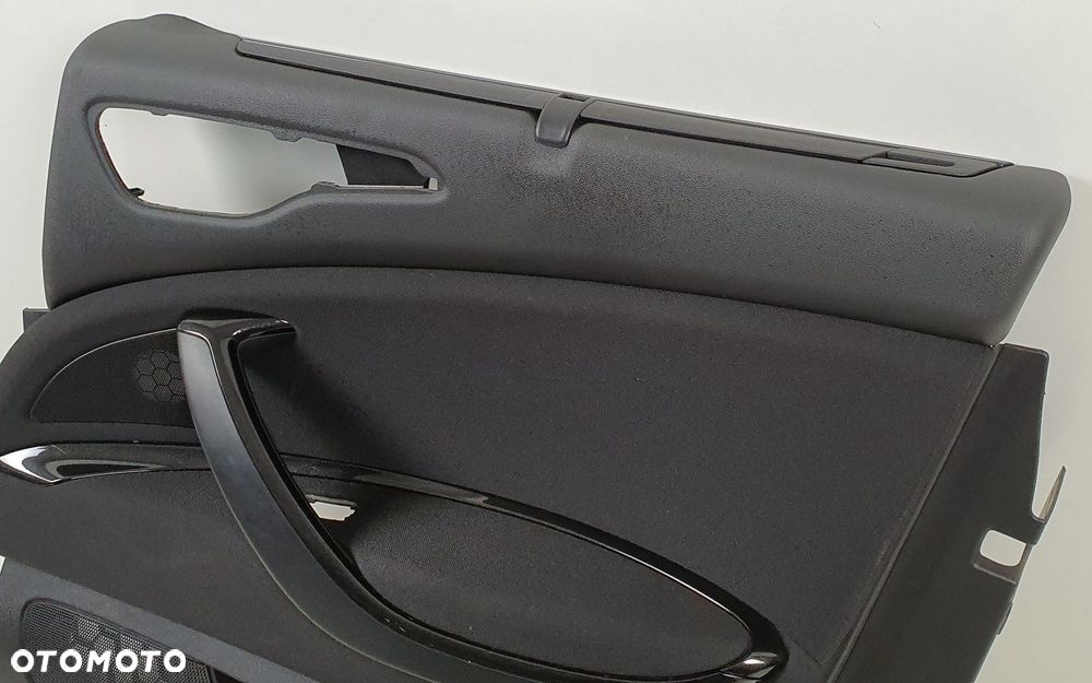 TAPICERKA BOCZEK ROLETA PRAWY TYŁ CITROEN C5 X7 - 5