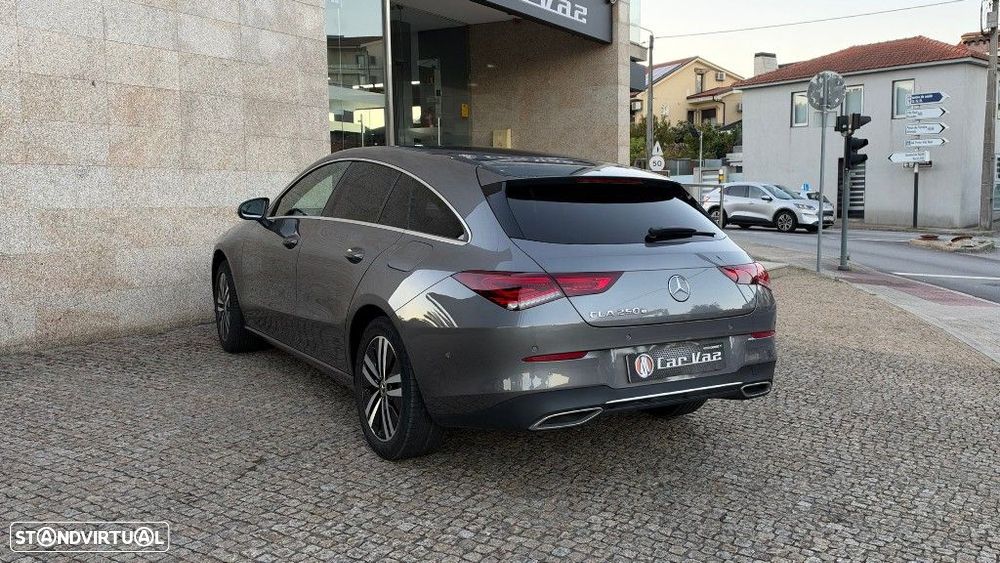 Mercedes-Benz CLA 250 e 8G-DCT Progressive - 20