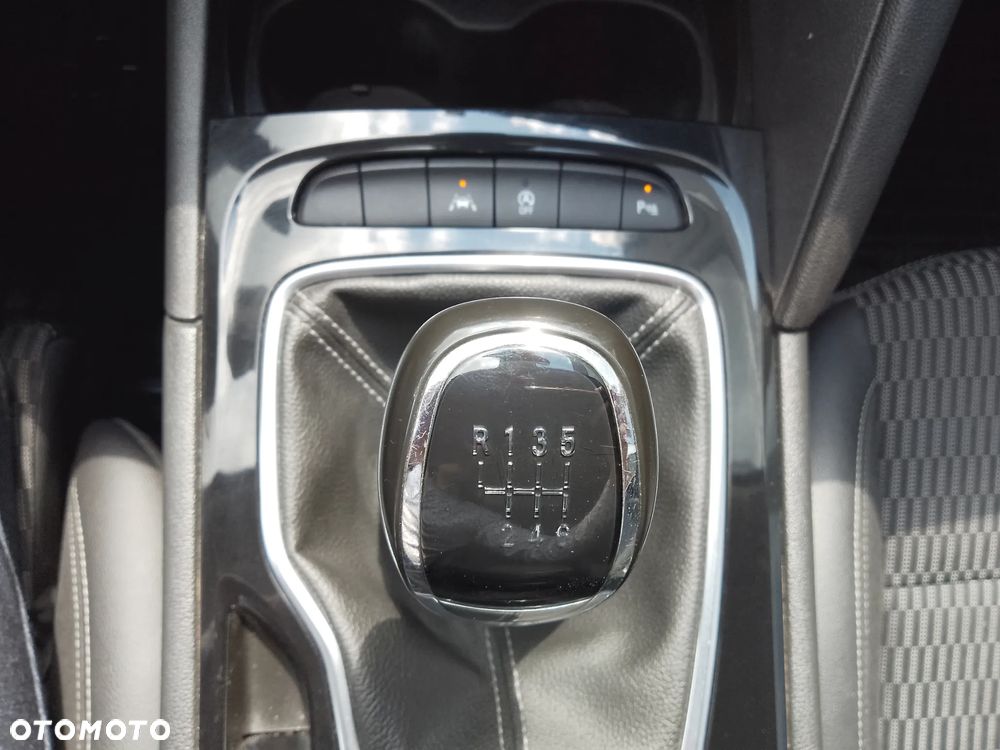 Opel Insignia 1.5 T Elite S&S - 23