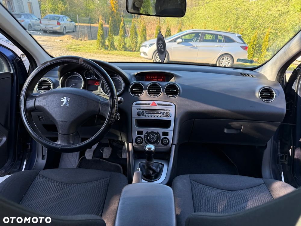 Peugeot 308 1.6 Premium - 24