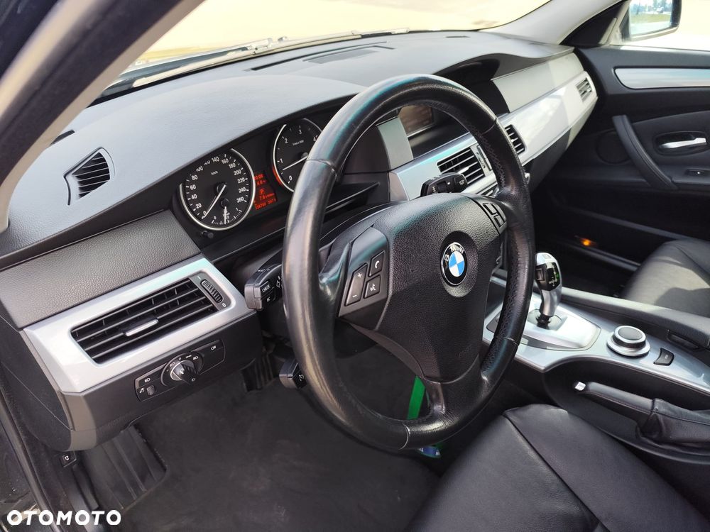 BMW Seria 5 530d Sport-Aut Edition Lifestyle - 7