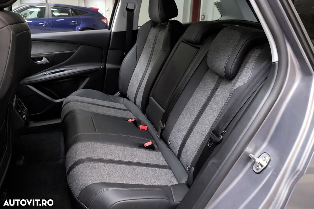 Peugeot 3008 225 e-EAT8 Allure Pack - 13