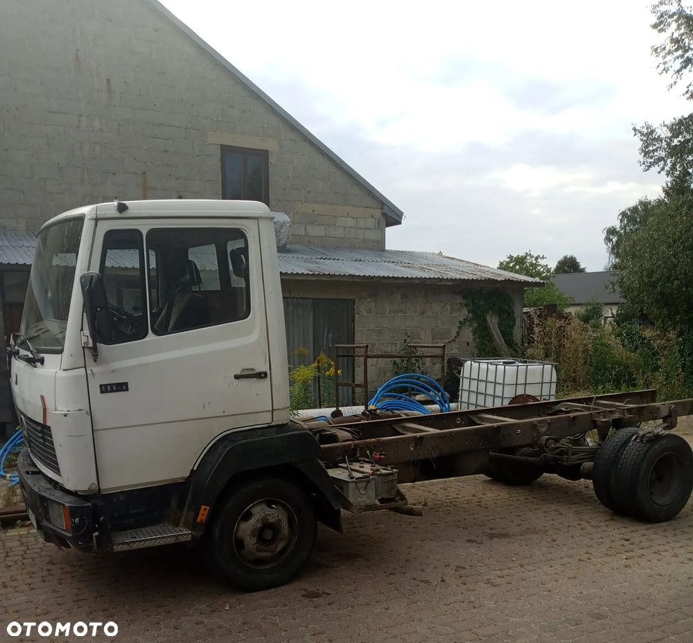 Mercedes-Benz 814 D - 1