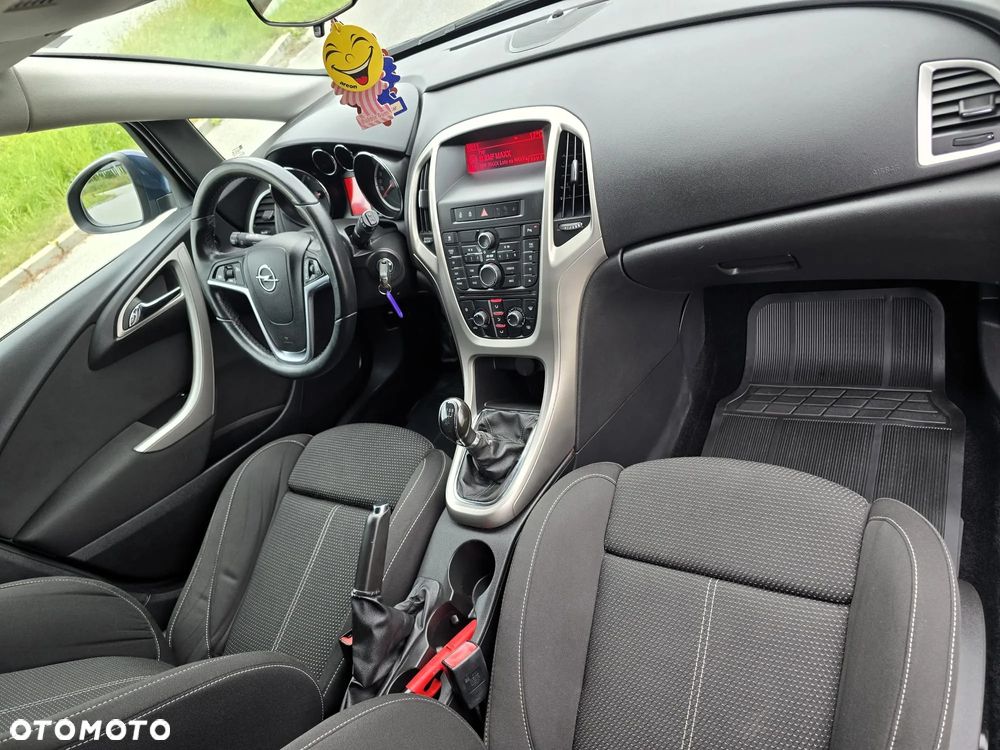 Opel Astra 1.6 Cosmo - 24