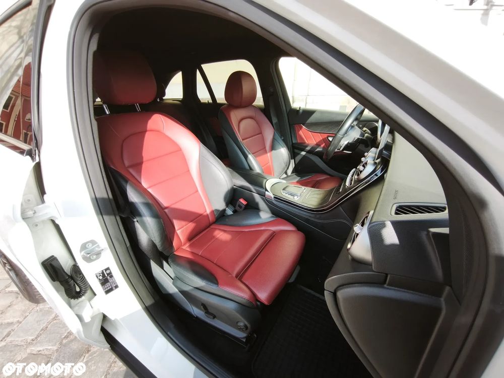 Mercedes-Benz GLC 200 d 4-Matic - 12