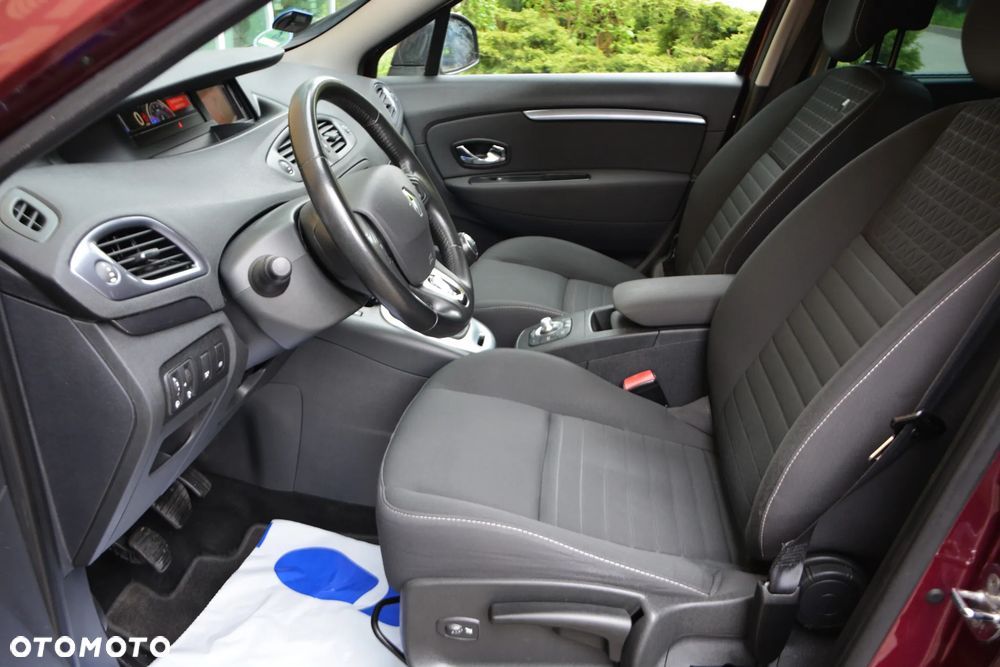 Renault Scenic - 32