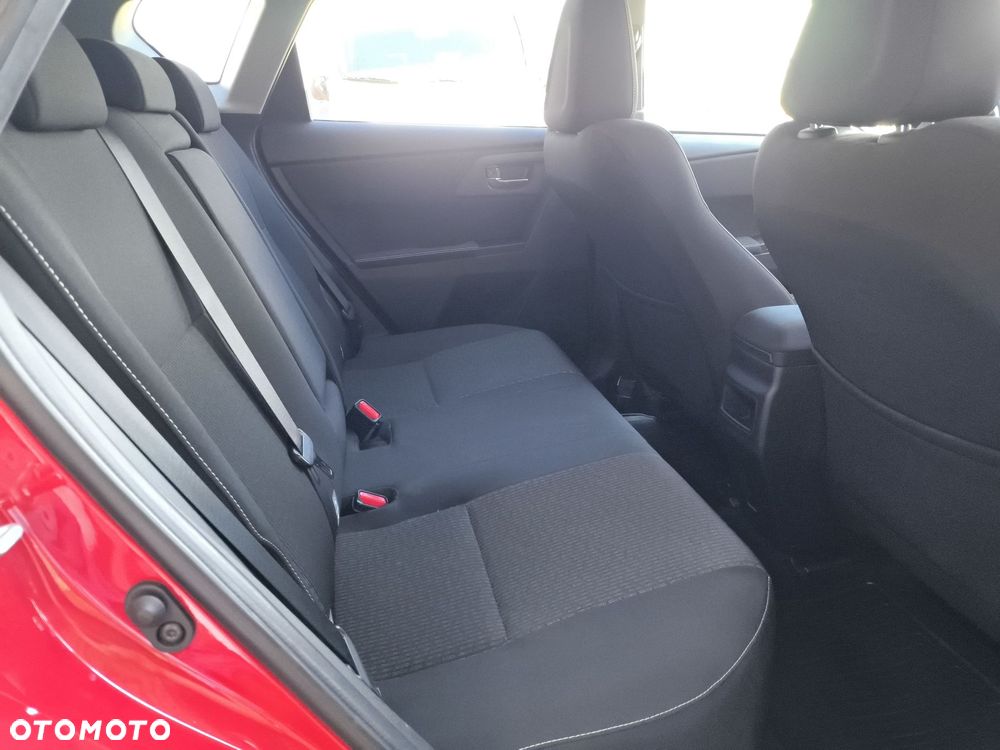 Toyota Auris 1.6 Premium - 26
