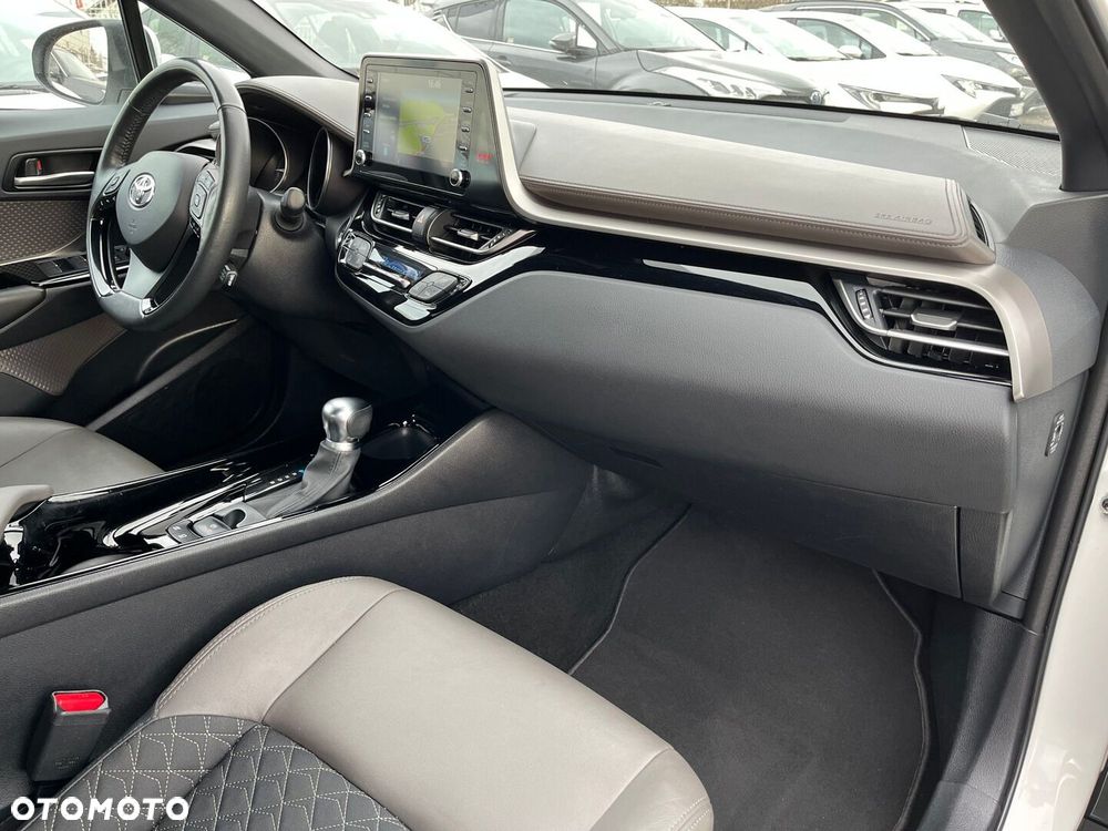 Toyota C-HR 1.8 Hybrid Executive - 6