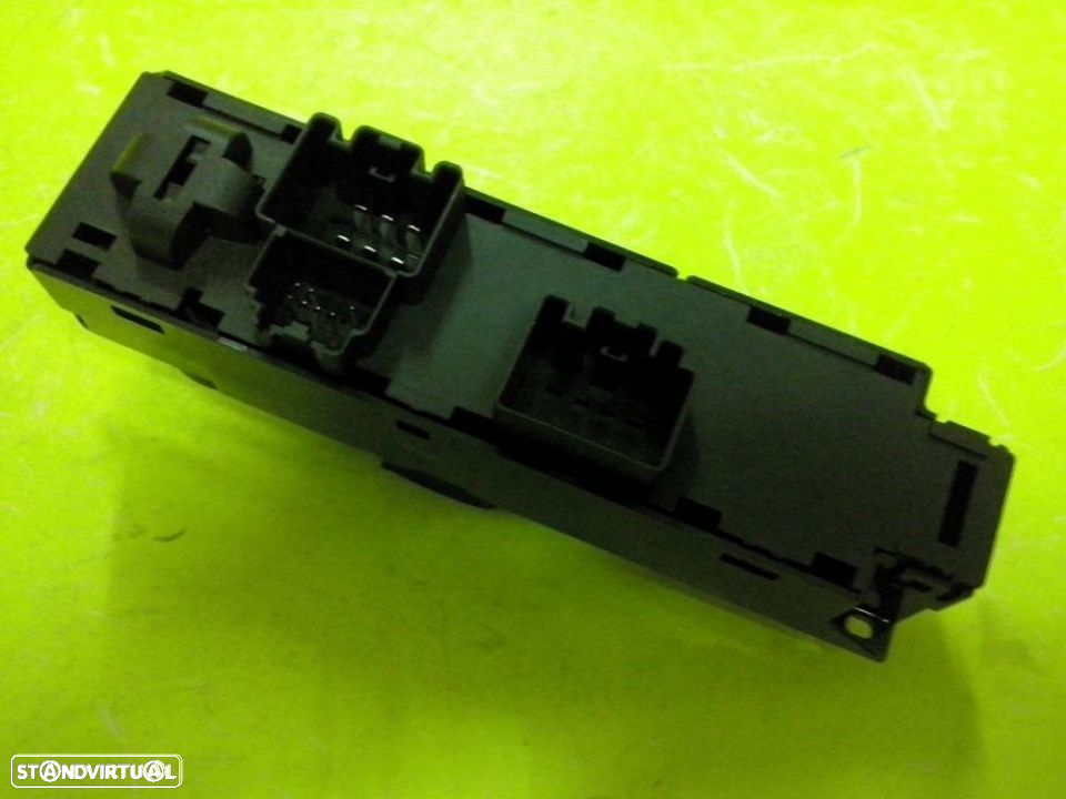 Comandos porta esquerda Ford Transit Courier 2014-- NOVO - 2