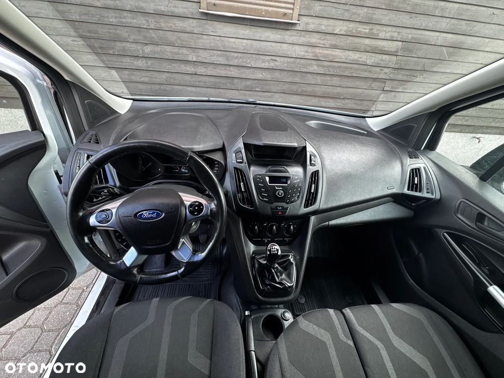 Ford Connect - 31