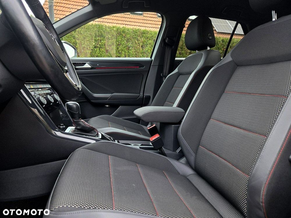 Volkswagen T-Roc 1.5 TSI Style DSG - 10