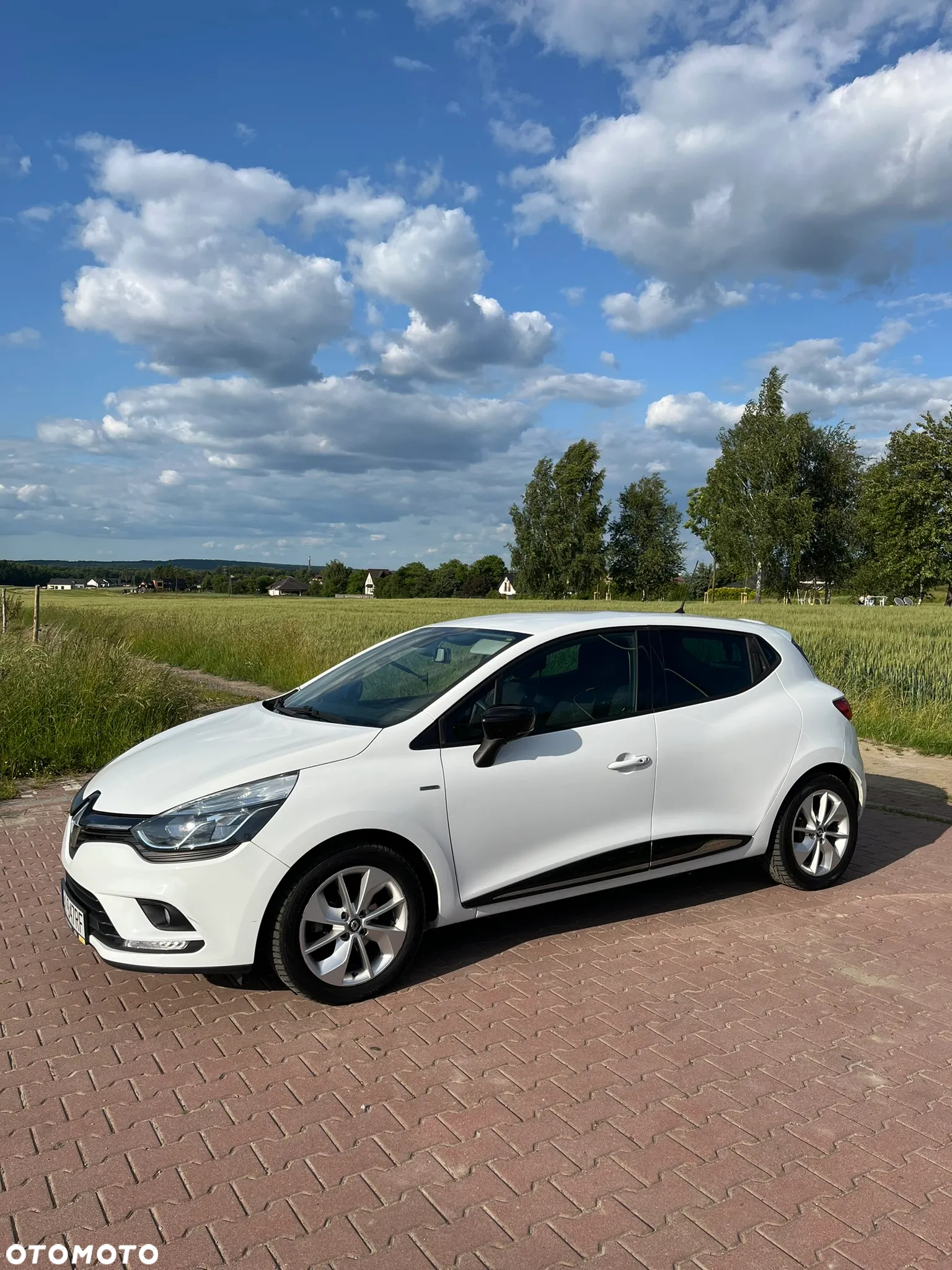 Renault Clio 1.2 16V Limited - 2