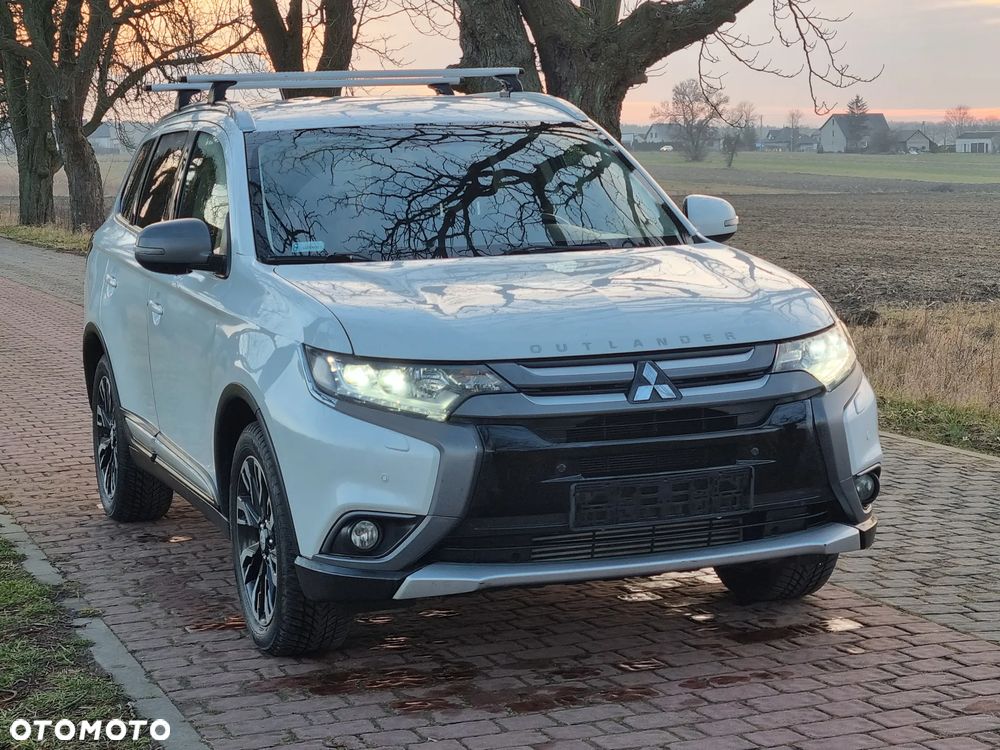 Mitsubishi Outlander 2.2 DID Intense + 4WD - 34