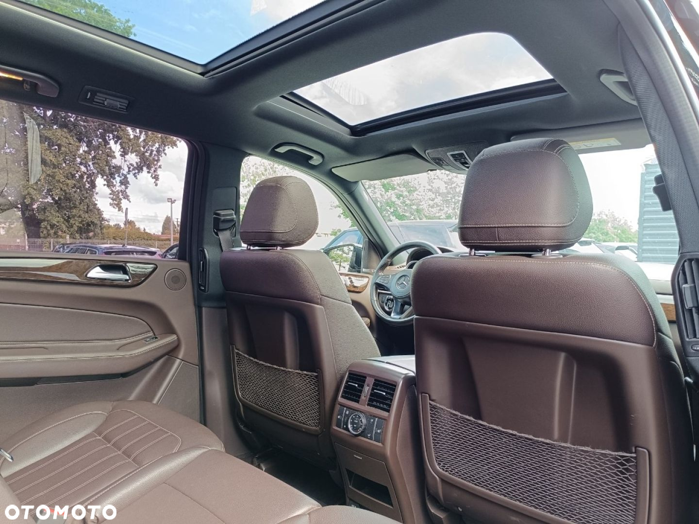 Mercedes-Benz GLS - 37