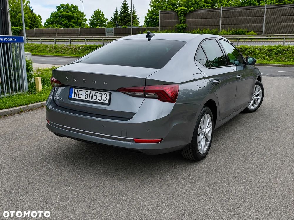 Skoda Octavia 1.5 TSI ACT Ambition - 8