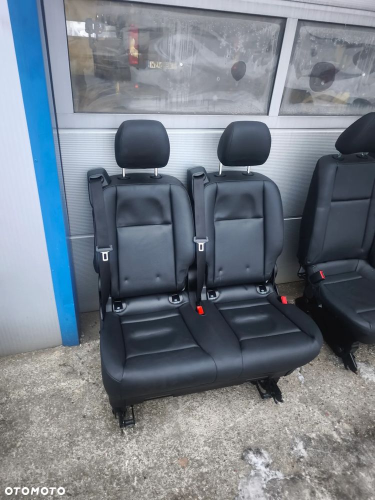 Fotele tył fotel trójka dwójka Mercedes-Benz Vito v-klasa w447 2014- skóra w639 - 2