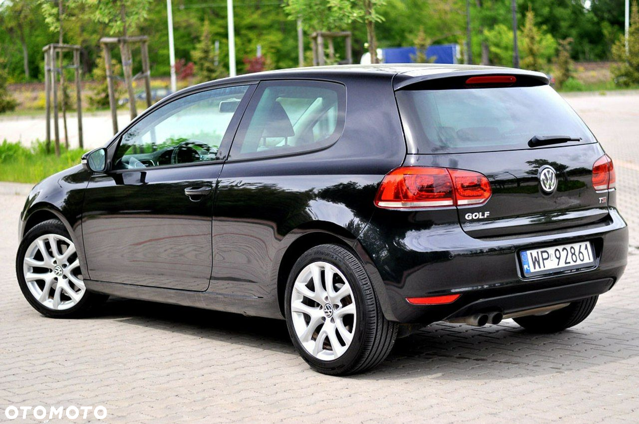 Volkswagen Golf - 4