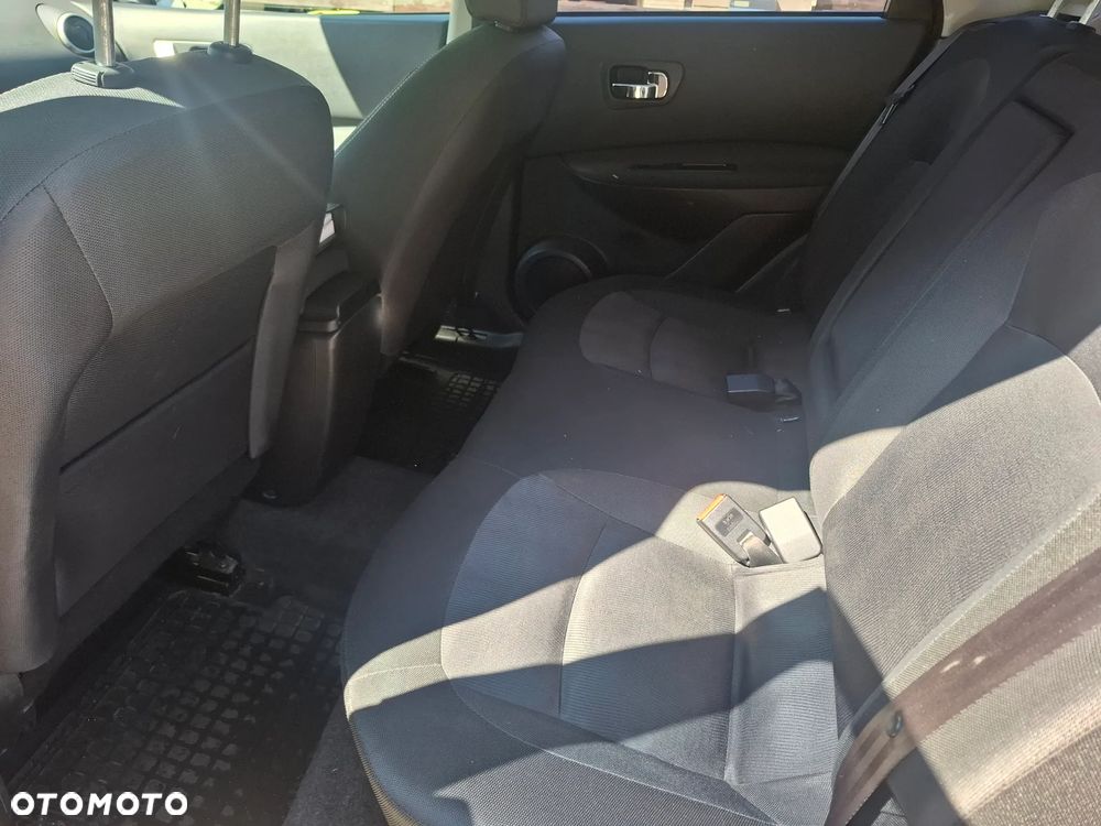 Nissan Qashqai 2.0 4x4 Acenta CVT - 9