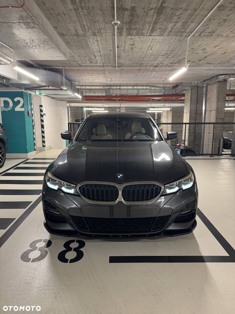 BMW Seria 3 330i xDrive - 1