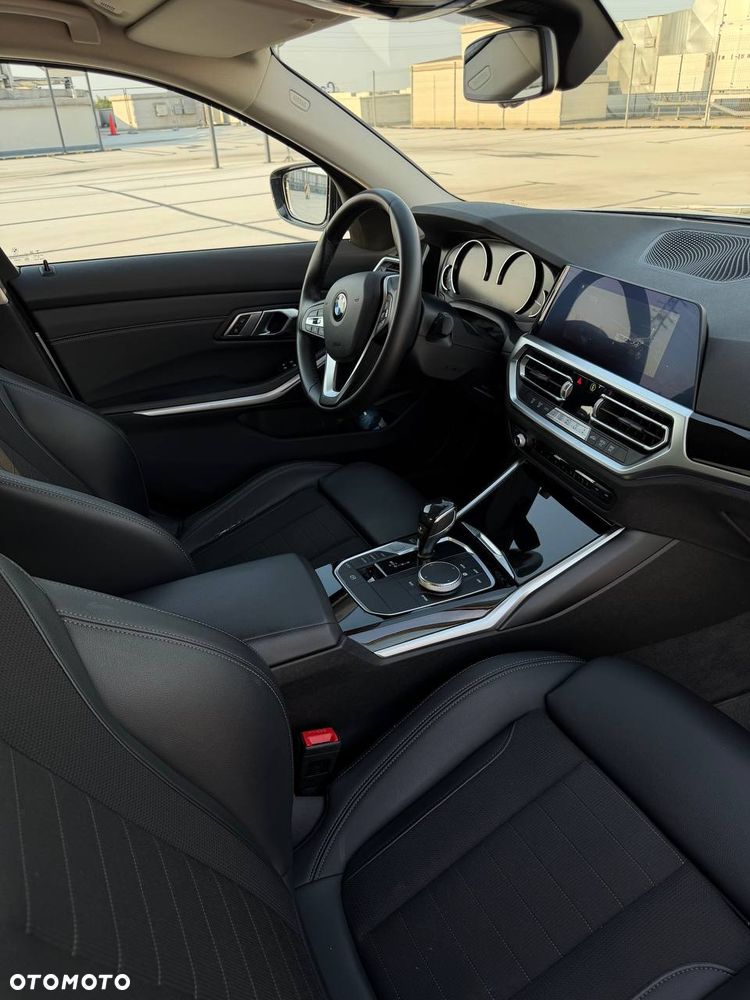 BMW Seria 3 320i GPF xDrive Sport Line Shadow - 7