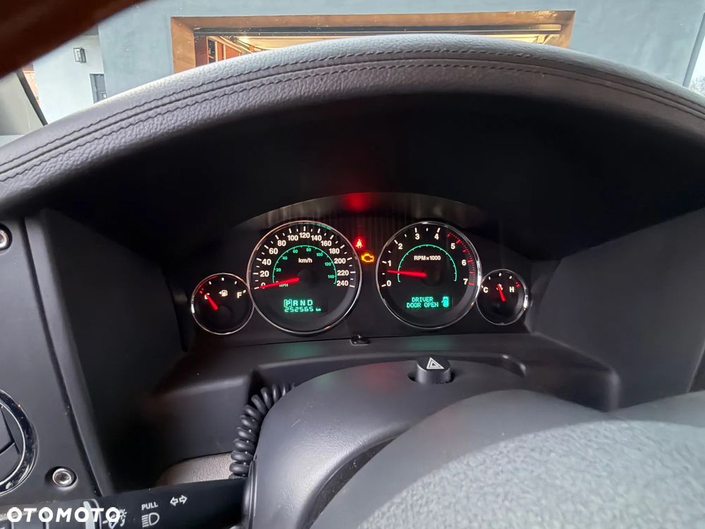 Jeep Commander 3.0 CRD DPF Automatik Overland - 10
