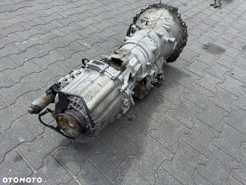 SKRZYNIA AUTOMATYCZNA 2.7 TDV6 BMW 6HP26 1068301309 RANGE ROVER SPORT - 2