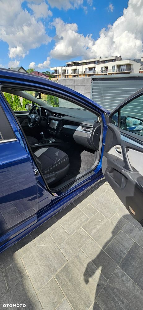 Toyota Avensis 1.8 Selection - 16