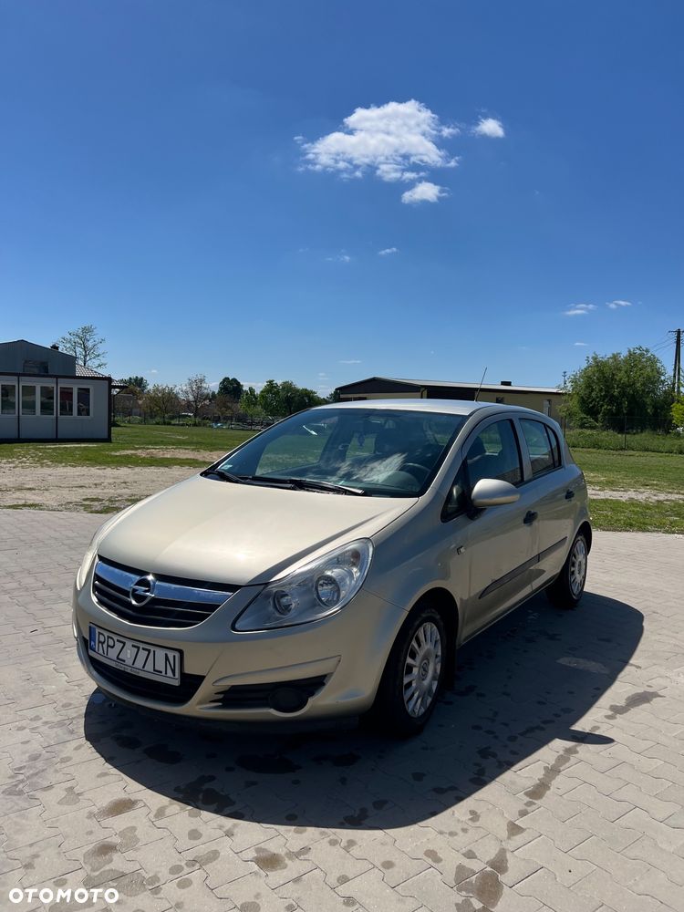 Opel Corsa 1.2 16V Essentia - 2