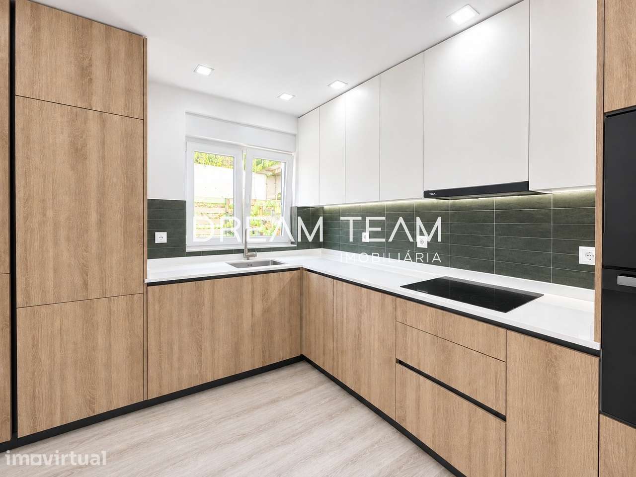 Apartamento T4 Remodelado no Bairro do Liceu em Setúbal - Grande imagem: 2/26