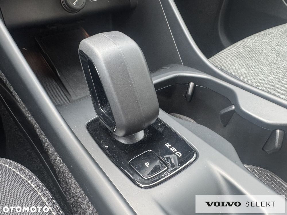 Volvo XC 40 - 22