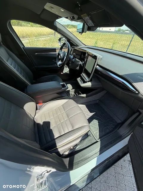 Renault Megane EV60 Iconic - 13