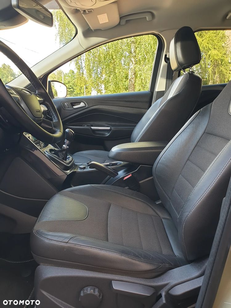 Ford Kuga 2.0 TDCi 4x4 Titanium - 8