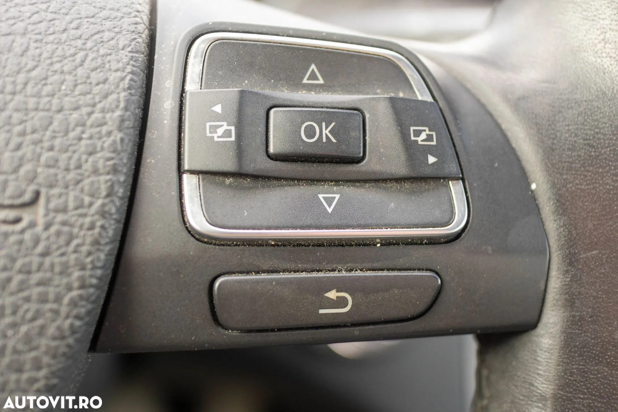 Volkswagen Passat 1.6 TDI BlueMotion Technology Comfortline - 9