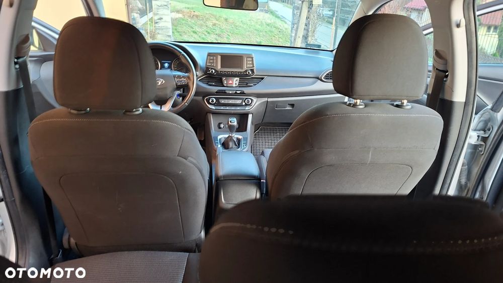 Hyundai i30 1.4 Classic + - 7