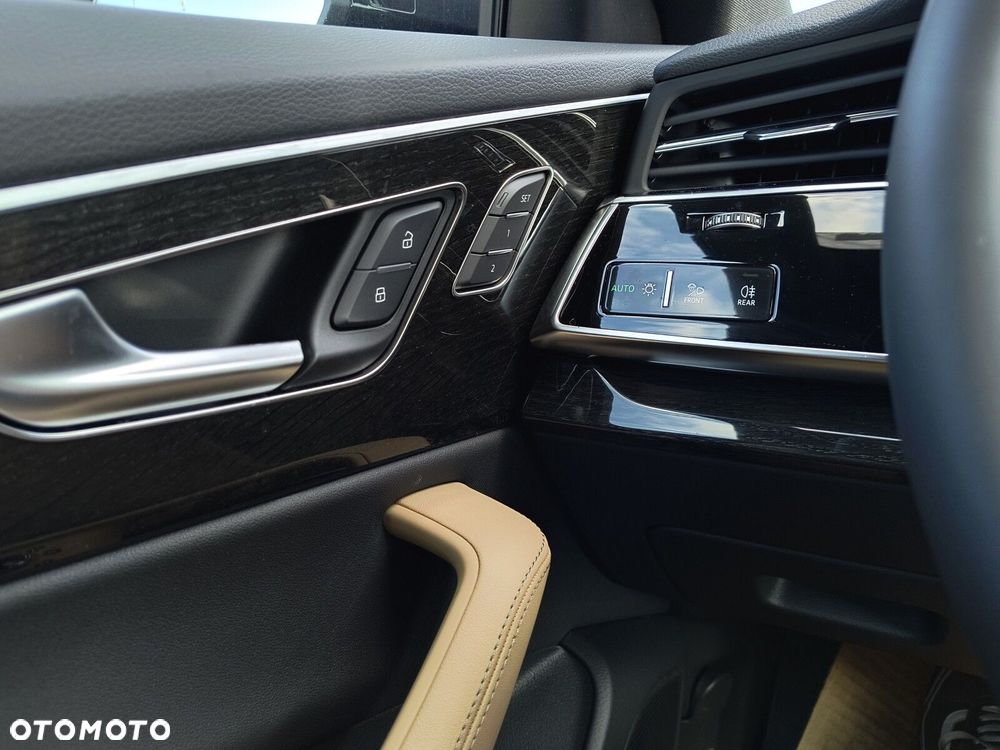 Audi Q8 - 25