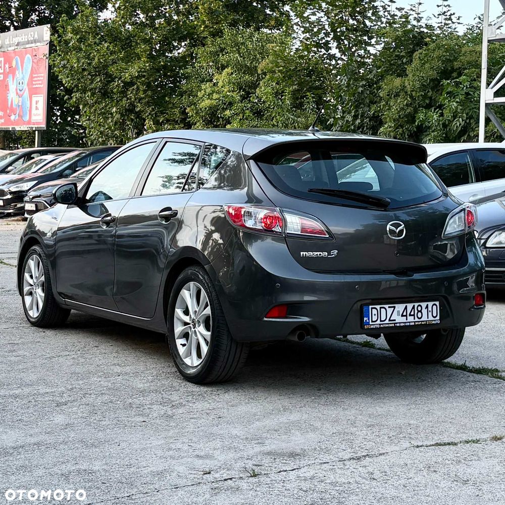 Mazda 3 - 3