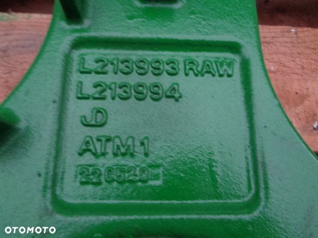 Wspornik silnika John Deere 6250R - 2
