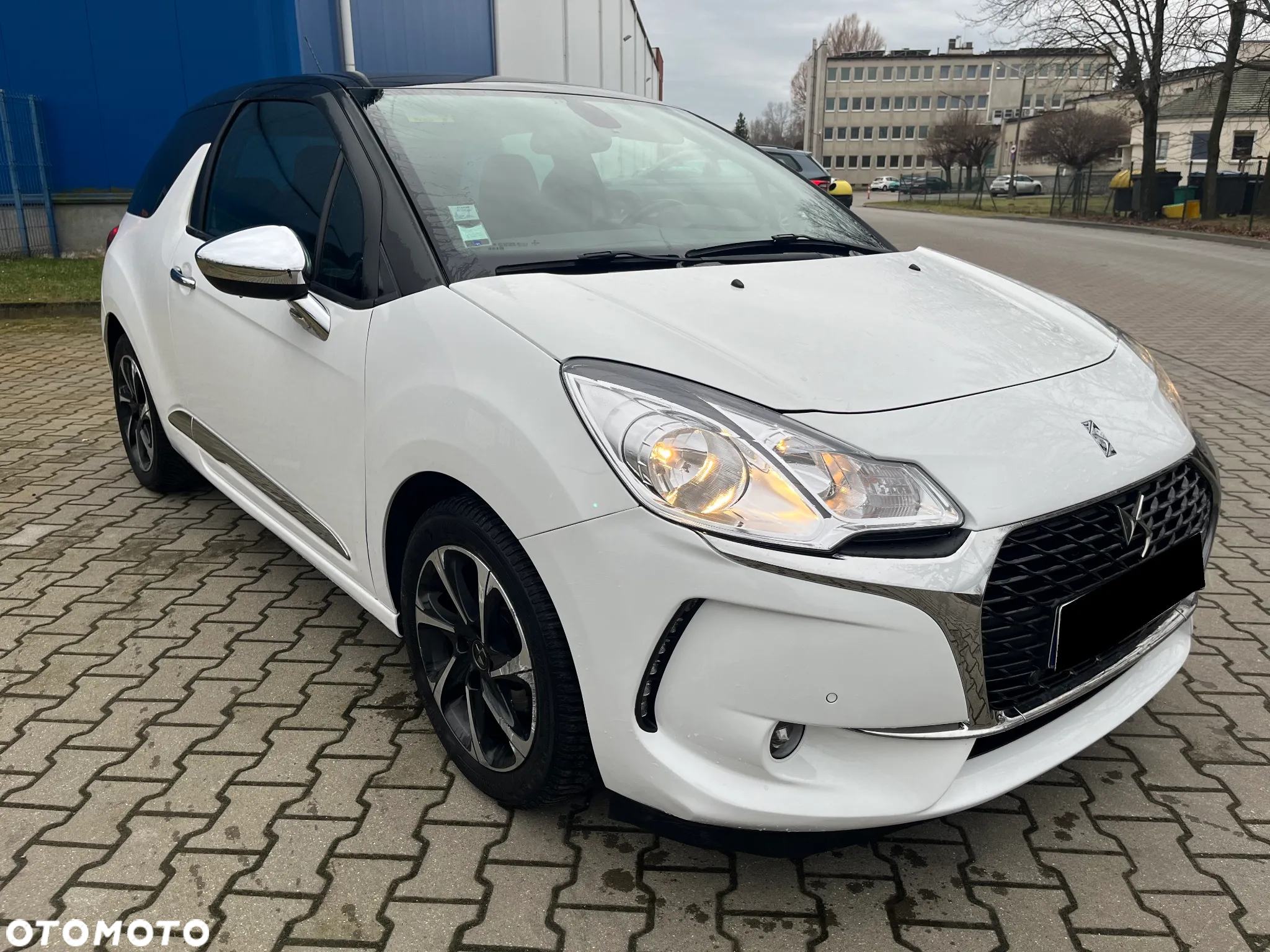 Citroën DS3 BlueHDi 100 SoChic - 2