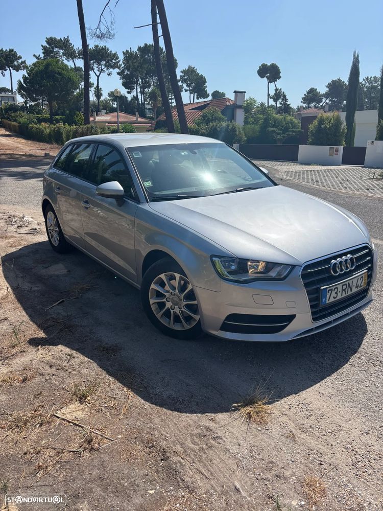Audi A3 Sportback 1.6 TDI Advance Ultra - 6
