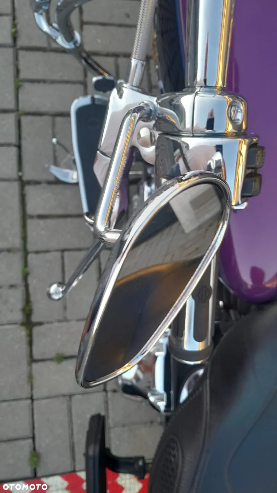 Harley-Davidson Softail Deluxe - 25