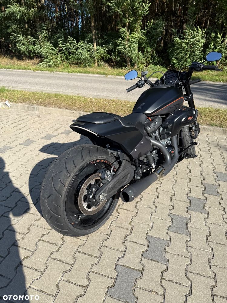 Harley-Davidson Softail FXDR - 6