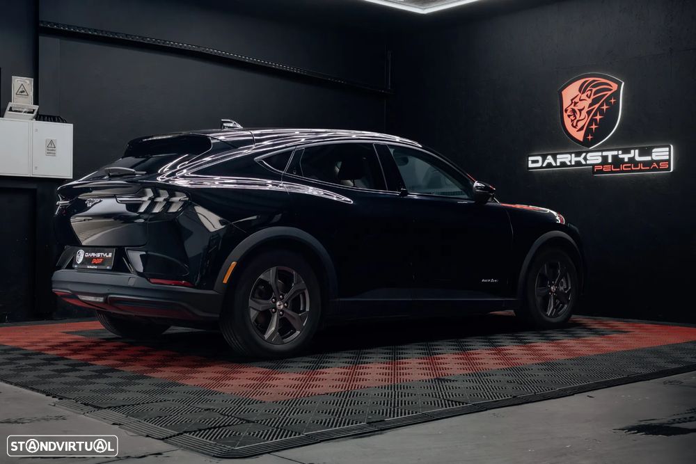 Ford Mustang Mach-E Standard - 4