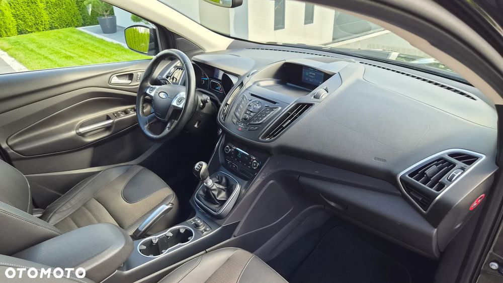 Ford Kuga 2.0 TDCi 4x4 Titanium - 11